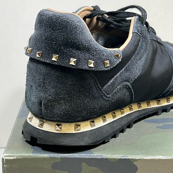 VALENTINO GARAVANI SNEAKERS IN BLACK - Picture 14 of 14